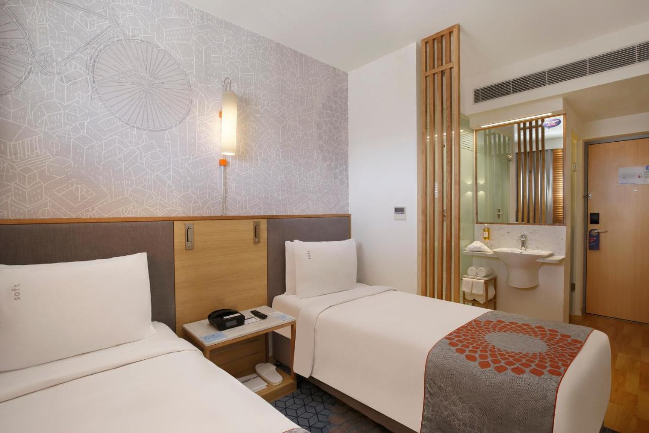 Holiday Inn Express Hyderabad Hitec City By Ihg Buitenkant foto